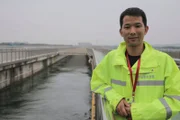Li Zhi am Shahe Aquädukt.