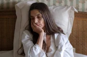 Isabel (Angela Molina) fühlt sich im Haus ihres Sohnes Alberto gut aufgenommen.