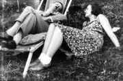 Adolf Hitler mit seiner geliebten Nichte Angela (Geli) Raubal, ca. 1930  +++
