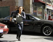 Detective Jamie Lovato (Natalie Martinez) verfolgt die Spur eines Drogendealers. Hat er ein Bandenmitglied kaltblütig ermordet?