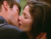 Schon wieder steht Danny McCoy (Josh Duhamel) vor Jordans (Jill Hennessy) Tür. Und diesmal kann sie ihm nicht widerstehen...