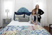Nehmen sich einem kleinen Großprojekt an: Karen (l.) und Mina (r.) ...