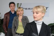 "Soko Kitzbühel", "Anatomie eines Mordes." Robert Lang, der mit seinem Bruder Clemens ein Bestattungsunternehmen führt, wird im Leichen-Aufbereitungsraum tot aufgefunden. Erstochen. Wollte Clemens Robert vor der Zeit beerben oder stecken Personen aus dem engeren Umfeld der beiden Brüder hinter dem Verbrechen?