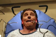 Bryan Cranston (Hal).