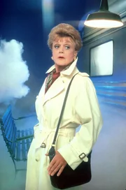 Jessica (Angela Lansbury) ist auf der Suche nach einer verschwunden Zeugin.