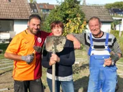 Claus (l.), Regina und Ralle  +++ Die Verwendung des sendungsbezogenen Materials ist nur mit dem Hinweis und Verlinkung auf RTL+ gestattet. +++
