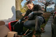 Der brasilianische Elektriker Felipe Barros Meira arbeitet in Luebeck