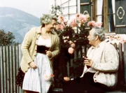 Meister Eder mit der Bäuerin (Franziska Stömmer). Weiteres Bildmaterial finden Sie unter www.br-foto.de.