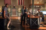 (v.l.n.r.) Kai Holman (Alex Tarrant); Jane Tennant (Vanessa Lachey); Jesse Boone (Noah Mills).