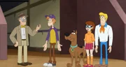 v.li.: Jack Turner, Shaggy, Scooby-Doo, Velma, Fred