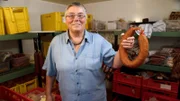 Sabine Nußbaum und ihre Produkte vom Hof.