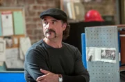Elias Koteas als Alvin Olinsky.