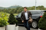 Dr. Christian Kleist (Francis Fulton-Smith) wird zu einem Notfall gerufen.