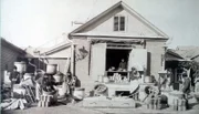Johann Kattus, Kaviar Fabrik in Astrachan, Russland.