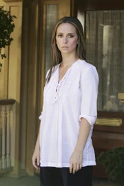 Melinda (Jennifer Love Hewitt) ist nach dem Tod von Jim völlig am Boden zerstört ...