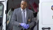 Ein American-Football-Star wird in einer Autowaschanlage erstochen. Det. Barry Frost (Lee Thompson Young) ermittelt.