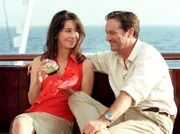 Peter Rautenberg (Helmut Zierl) und seine Frau Sonja (Katharina Müller-Elmau) unternehmen gemeinsam eine Traumreise, doch an Bord der "Royal Clipper" gerät ihre Ehe in eine Krise.