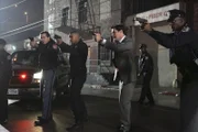 (v.l.n.r.) Jason Gideon (Mandy Patinkin); Derek Morgan (Shemar Moore); Aaron Hotchner (Thomas Gibson)