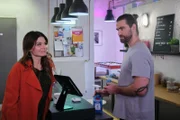 Henry (Maxim Agne) ist überfordert, als Britta (Tabea Heynig) ihn konfrontiert.