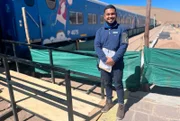 Ein Zugbegleiter des „Tren a las Nubes“