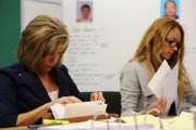 Kelly Siegler (l.), Yolanda McClary
