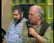 L-R: Der Schmied Jochen (Anton Feichtner), Bartl, Jochens Vater (Peter Steiner)