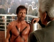 Walker (Chuck Norris) und sein Partner lassen sich für illegale Gladiatorenkämpfe anheuern, um so einen Mord aufzuklären und einen alten Freund vor dem Tod zu bewahren...