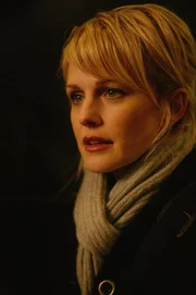 Ein ungelöster Fall aus dem Jahre 1993 bereitet Det. Lilly Rush (Kathryn Morris) Kopfzerbrechen ...