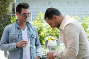 Josh Flagg (l.); Josh Altman (r.)