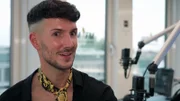 Kevin Schäfer sucht eine neue Berufung, er will Radio-Moderator werden.