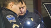 Zwei Polizeibeamte