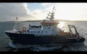 Innes McCartney und ein Forscherteam der Universität Bangor in Wales untersuchen drei deutsche U-Boot-Wracks in britischen Gewässern. Ihr Schiff Madog hat ein Mehrstrahl-Echolot und einen Tauchroboter an Bord.