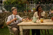 Georges Eltern Quentin (James Lance) und Fanny (Ann Akinjirin) sind froh, dass sich ihre Tochter gut mit Julian, Dick und Anne versteht.