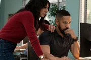 Naima Perry (Parisa Fakhri), Ray Perry (Neil Brown Jr.)