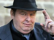 Pfarrer Braun (Ottfried Fischer) wird auf die Ostseeinsel Usedom versetzt.