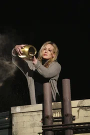 Will endlich mit dem Tod ihres Mannes abschließen: Morgan (Hilary Duff)