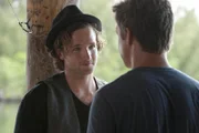 Jim Longworth (Matt Passmore) und Andrew Bailey (Billy Lush, li.)