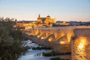 Viele Bauwerke in Cordoba verweisen auf die fast 800 Jahre islamische Herrschaft in einem Teil des heutigen Spanien.