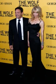 In den 90er Jahren ist das Leben des Jordan Belfort der Inbegriff einer amerikanischen Erfolgsgeschichte.