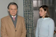 Gerner (Wolfgang Bahro) geht auf Distanz zu Matilda (Anna-Katharina Fecher), möchte jedoch, dass sie um Julians Willen in Berlin bleibt.