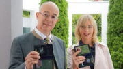 Polizeidirektor Gert Achtziger (Alexander Duda, l.) und Verena Danner (Katharina Abt, r.) übernehmen die Ermittlungen im aktuellen Fall.