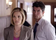 In einem Wald wird das Skelett eines seit zehn Jahren vermissten Lehrers gefunden. Lu (Leslie Bibb) und Woody (Jerry O'Connell) ermitteln.