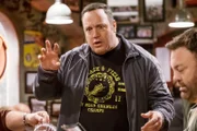 Kevin Gable (Kevin James), Mott (Christopher Brian Roach, r.)
