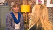 Die adoptierte Priska (l.) ist auf der Suche nach ihrer leiblichen Mutter Marion. Julia Leischiks (r.) Nachforschungen führen sie in die USA ...