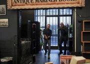 G. Callen (Chris O'Donnell, l.); Sam Hanna (LL Cool J, r.)