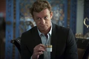 Um den Terroristen Jan Nemec festzunehmen, reist Jane (Simon Baker) gemeinsam mit Lisbon nach Beirut ...