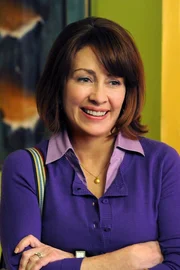 Frankie Heck (Patricia Heaton) hat es nicht immer leicht. Nicht nur, dass sie sich in ihrem Job als Autoverkäuferin mit hinterlistigen Kollegen und unmöglichen Kunden herumschlagen muss, ist sie auch quasi allein für den Haushalt ihrer fünfköpfigen Familie zuständig ... Frankie Heck (Patricia Heaton) hat es nicht immer leicht. Nicht nur, dass sie sich in ihrem Job als Autoverkäuferin mit hinterlistigen Kollegen und unmöglichen Kunden herumschlagen muss, ist sie auch quasi allein für den Haushalt ihrer fünfköpfigen Familie zuständig ...