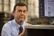 Charles Boyle (Joe Lo Truglio)
