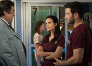 Chicago Med Schweres Erbe - Inheritance Staffel 1, Episode 15 Holen Rat beim Psychiater: Oliver Platt als Dr. Daniel Charles, Torrey DeVitto als Dr. Natalie Manning, Colin Donnell als Dr. Connor Rhodes