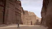 Welche Schätze liegen in der antiken Felsenstadt Petra in Jordanien noch versteckt? Denn weniger als 20 Prozent des Geländes wurde bisher von Archäologen freigelegt.